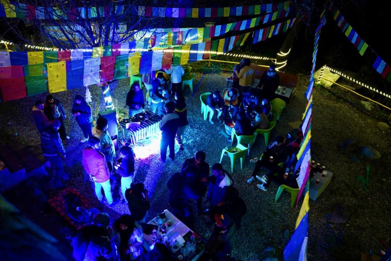 Hostel 360 Degree Манали Экстерьер фото