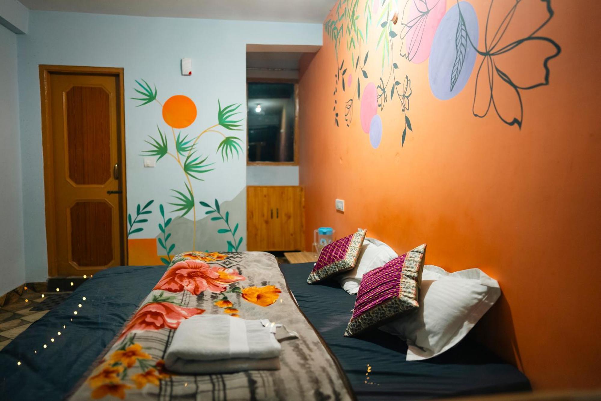 Hostel 360 Degree Манали Экстерьер фото